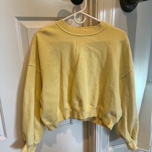 Old Navy yellow sweatshirt